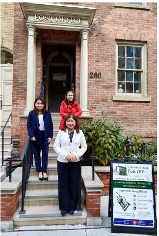 PHILIPPINE CONSULATE GENERAL DONATES UN80 COMMEMORATIVE STAMPS TO TORONTO’S FIRST POST OFFICE