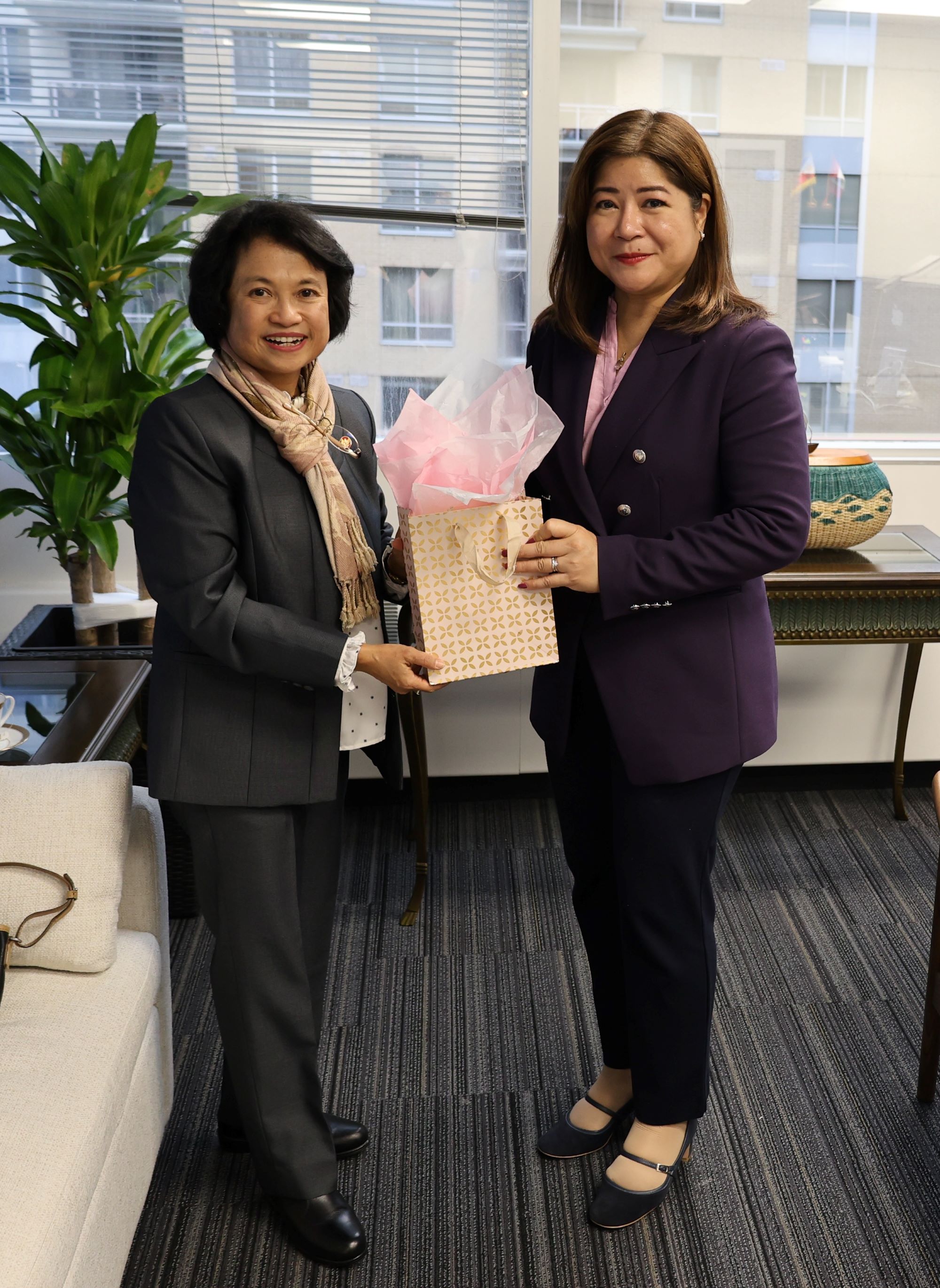 PHILIPPINE CONSULATE GENERAL SPEARHEADS FIRST FILIPINO FILM CARAVAN IN TORONTO